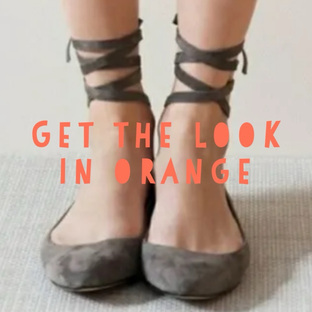 VINCE CAMUTO
Model Bevian
Retail $99.95 + tax
Orange color
Suede Pointed Toes - Picture 1 of 6